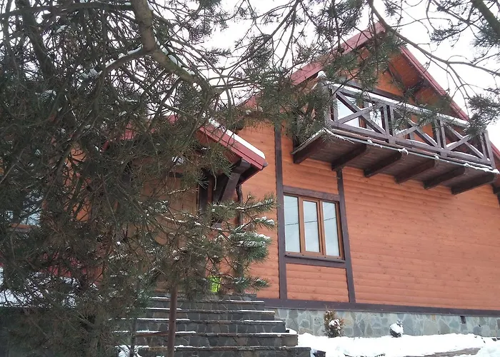 Nad Prutom Casa de hóspedes Tatariv
